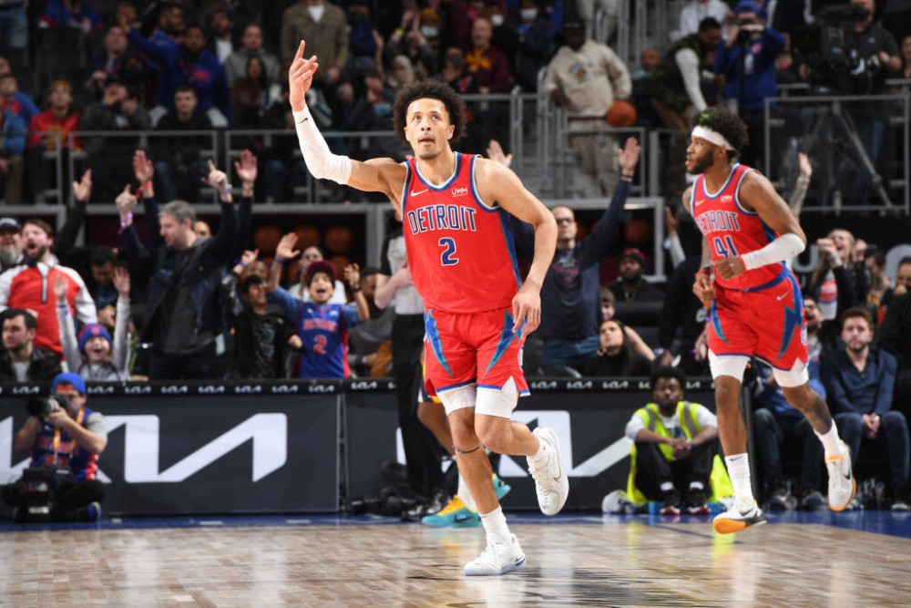  坎宁安33分活塞加时胜步行者  